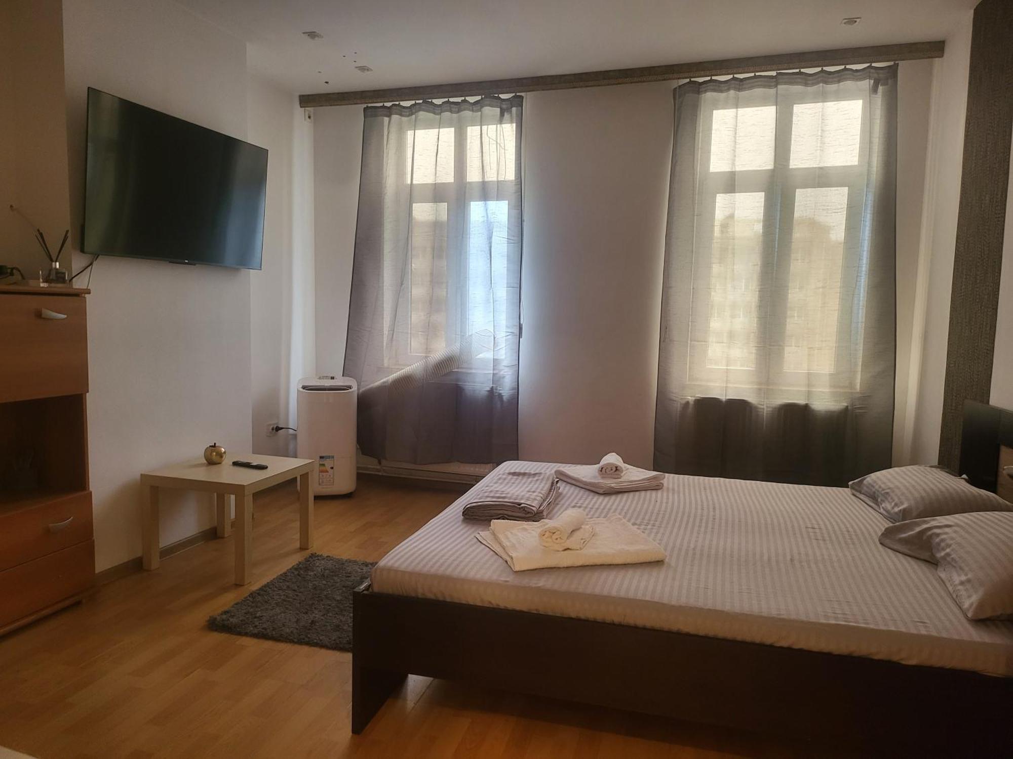 Aparthotel Yanis Bükreş Dış mekan fotoğraf